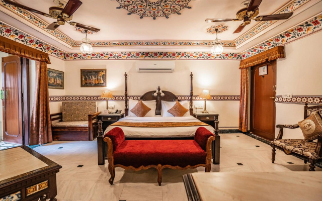 Umaid Bhawan - A Heritage Style Boutique Hotel – Lobby – Jaipur