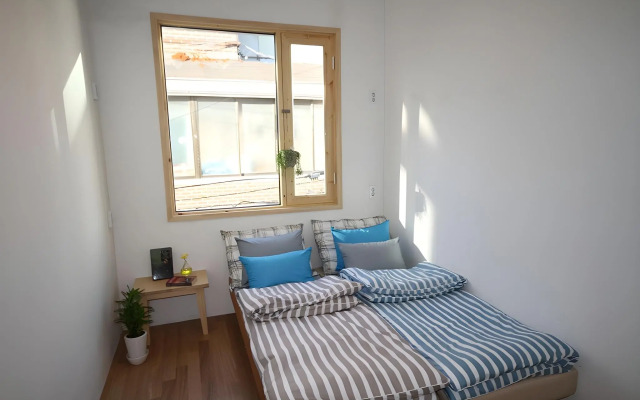 Time Travelers Relax - Hostel (Foreigners Only)