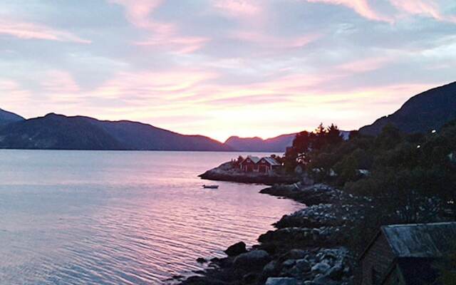 8 Person Holiday Home in Kjølsdalen