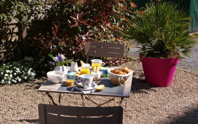 Queen Serenity Hotel