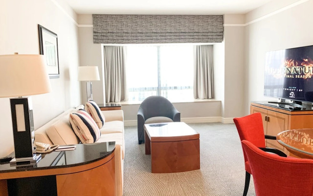 Four Seasons Luxury Private Residences