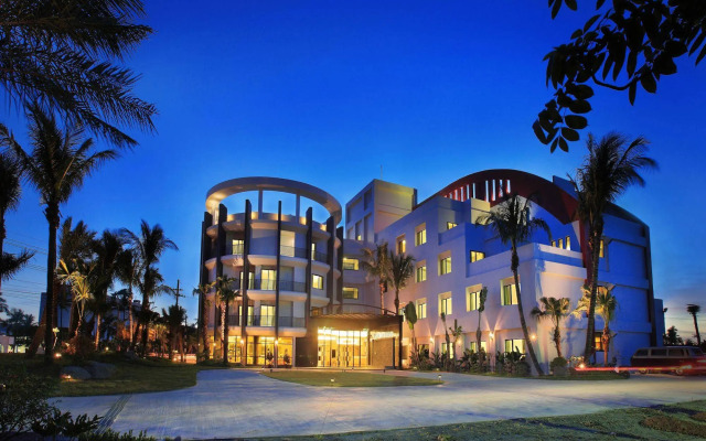 L'arc Hotel