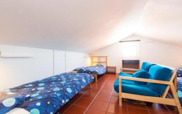 Baleal Surf Camp Hostel 1