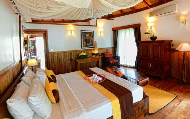 Nataya Roundhouse Coral Bay Resort and Spa