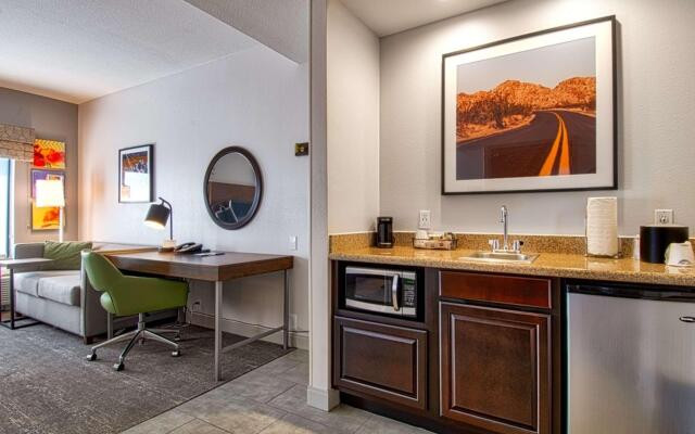 Hampton Inn And Suites Hemet