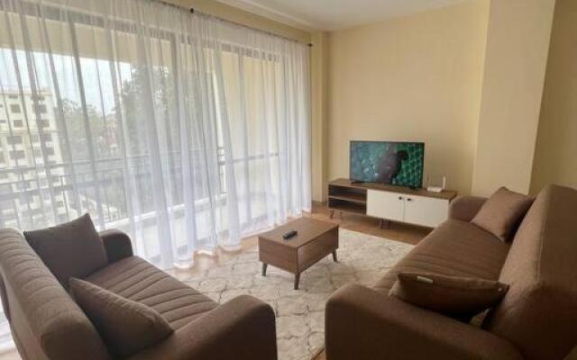 Lovely minimalist 2 bedroom serviced apartment