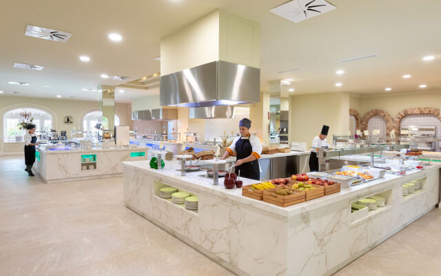 Hotel Riu Garoé