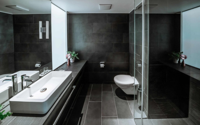 Hotel Q