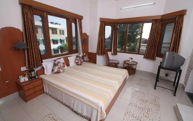 Beyond Stay Fresco Palampur