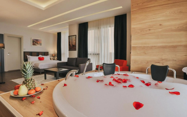 Peerless Villas Hotel