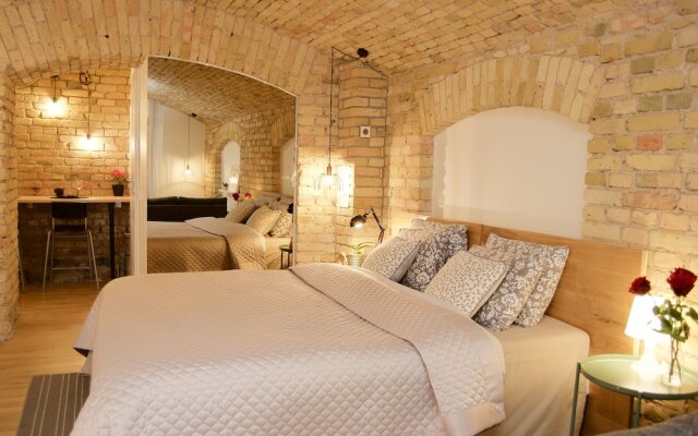 Tomy Old Town Apartments