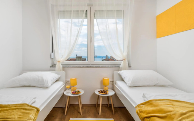 Victory Sea View Apartment