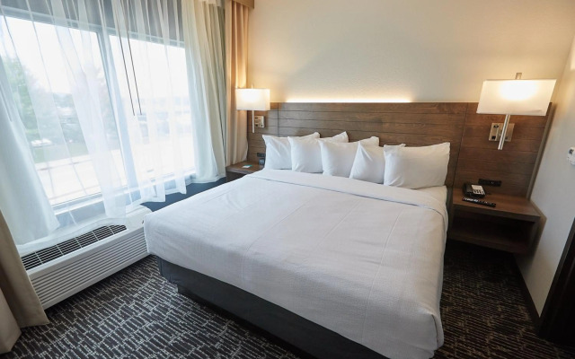 Gundersen Hotel & Suites