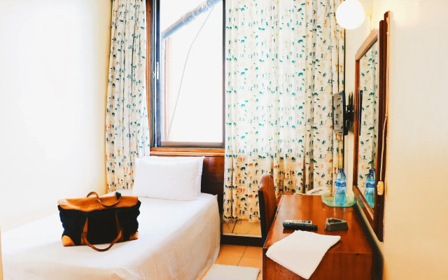 Lotus Hotel