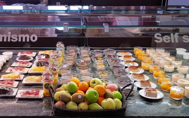 Ashotels Monreal Del Campo