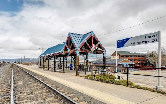 Mountain Getaway Stunning Views HOT TUB