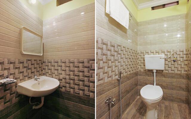 OYO 22250 Prince Residency