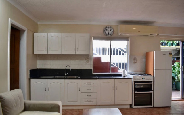 Unique Studio Apartment near Eastlakes