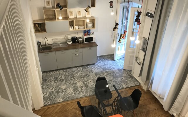 Dfive Apartments - Ambassador