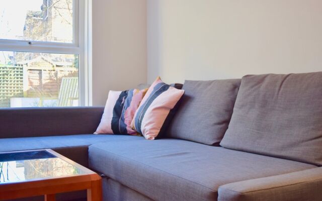 2 Bedroom Garden Flat Lower Holloway