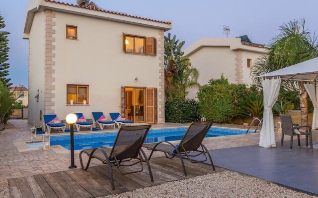 Rent Private Villa 120