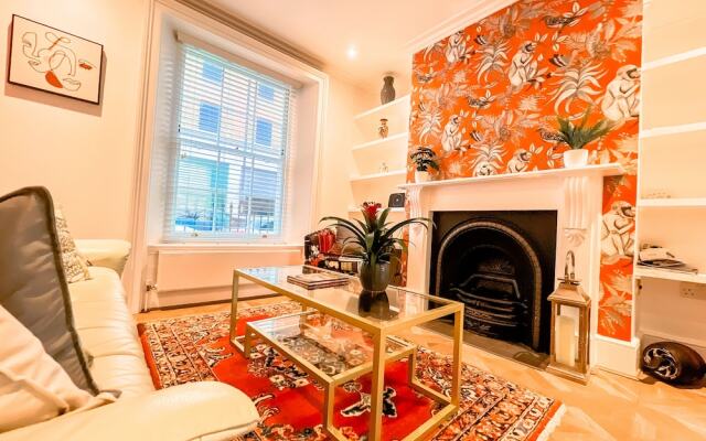 Beautiful & Historic Victoria 3brs Retreat With AC