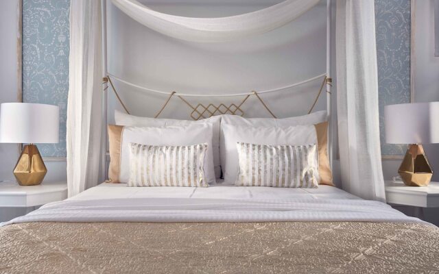 Bozonos Luxury Villa
