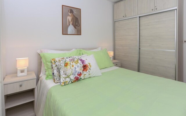 Beautiful Home in Arbanija With Wifi and 1 Bedrooms