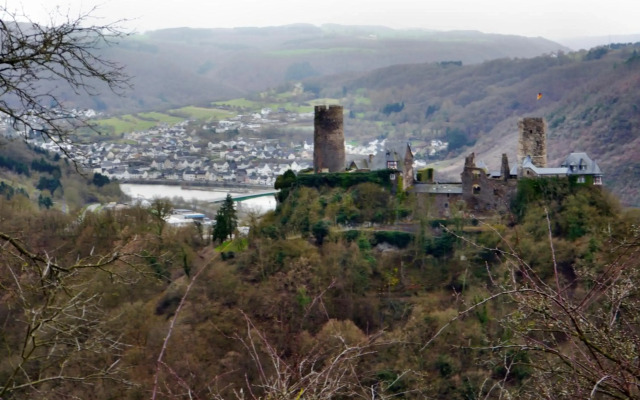 Rhein - Mosel Quartier 4