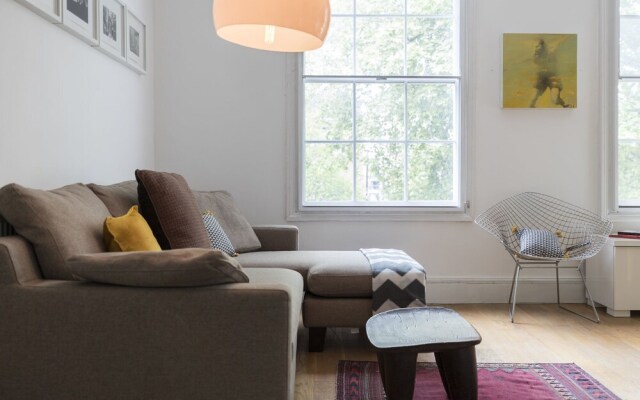 Modern 3BR Flat Close to Angel Station