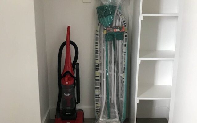 West Seventh Ave LA Rentals