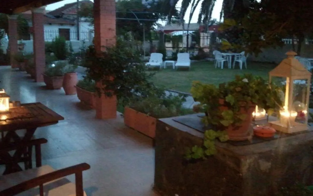 Nikodimos Garden Studios
