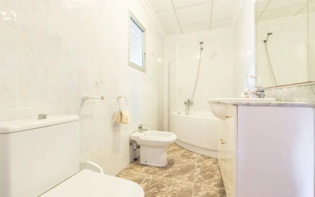 Chalet Falcó with Private Pool and Garden