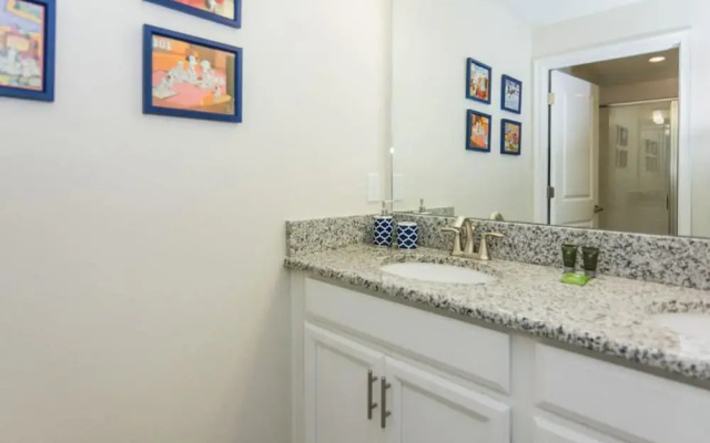 Amazing Townhome with private pool SL3054