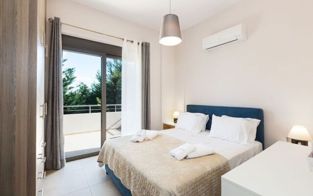 Peris Villa