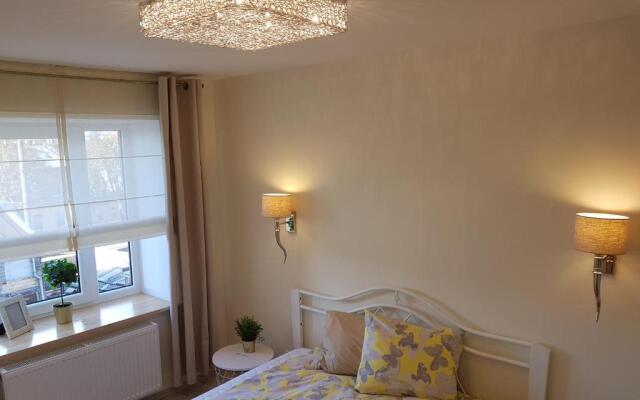 Samsara I: Peace begins with a smile