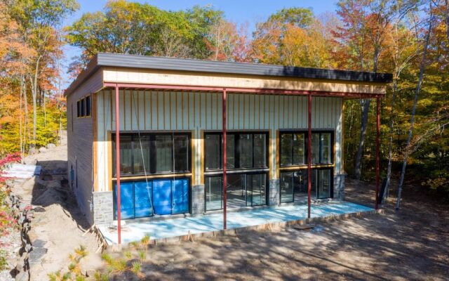 Villa Lago Muskoka Meets Malibu in Port Carling!