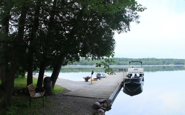 Westwind Inn on the Lake