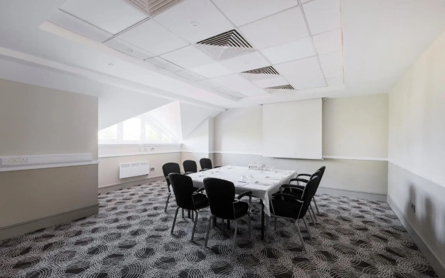Holiday Inn Glasgow East Kilbride by IHG
