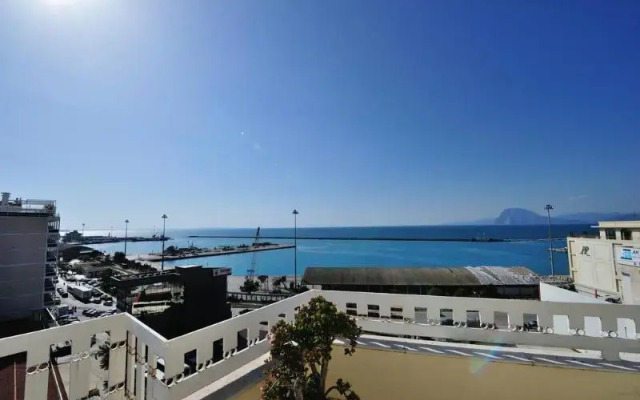 Adonis City Hotel