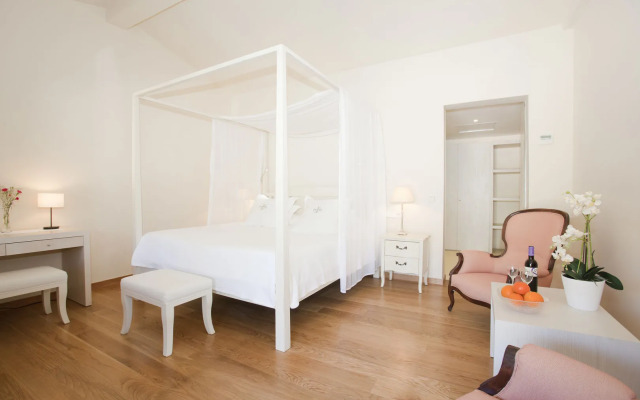 L'Hermitage Hotel & Spa