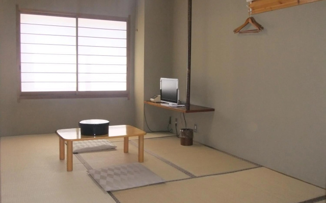 Kawaguchiko Station Inn – Guest Rooms – Kawaguchiko