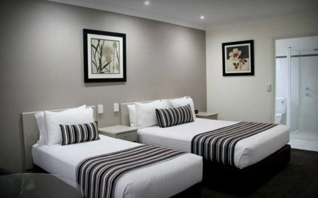 Central Caleula Motor Lodge