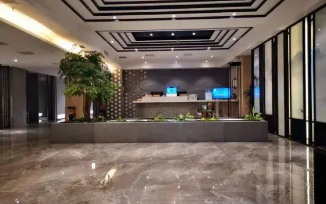 Yuntai Mountain Culture and Tourism College