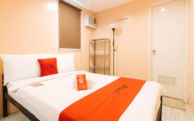RedDoorz @ Hotel Rosemarie
