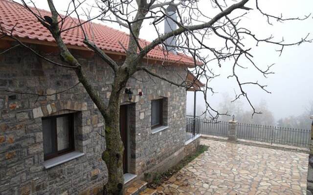 Oreini Nafpaktia Houses
