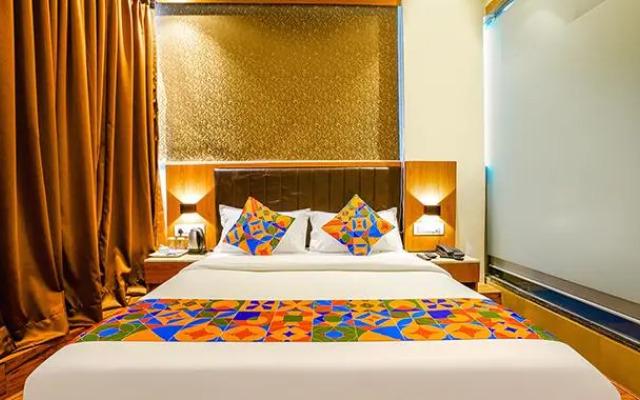 Fabhotel Azure