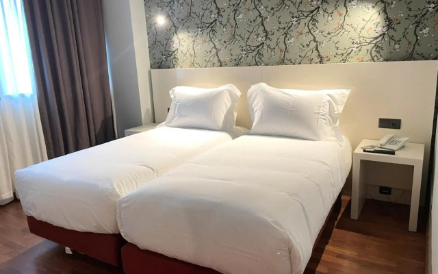 Ah San Fermin Suites