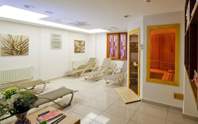 GLK Premier The Home Suites (ex Best Western)