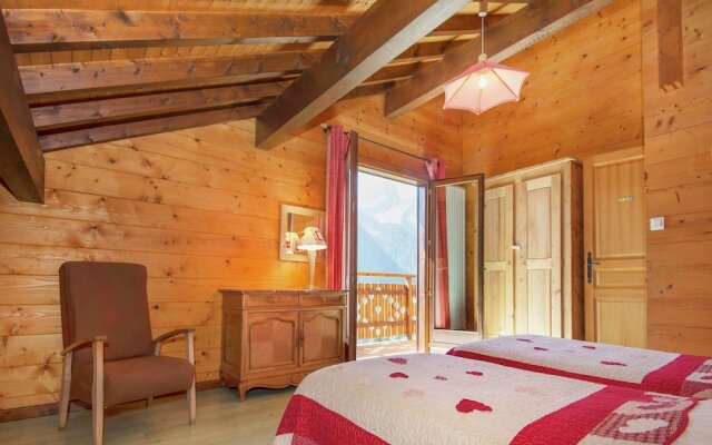 Cosy, Charateristic Chalet Near the Petit Châtel Lifts